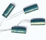 Конденсатор электролитический 1000x16v (8x20 мм)